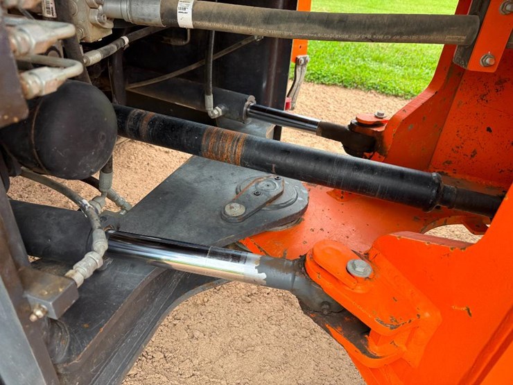 2017-doosan-dl220-5-image-39