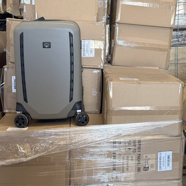 #1023 • (26) Osprey Travel Wheeled Luggage - Carry On
