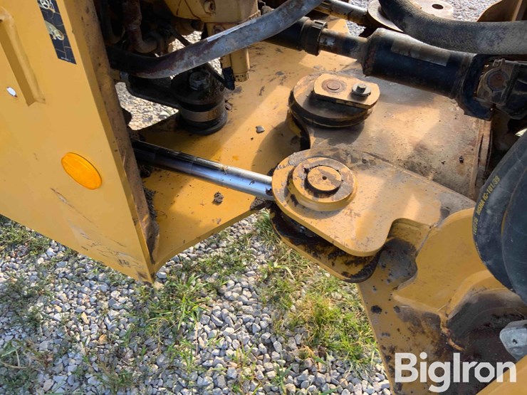 2014-caterpillar-924k-image-15