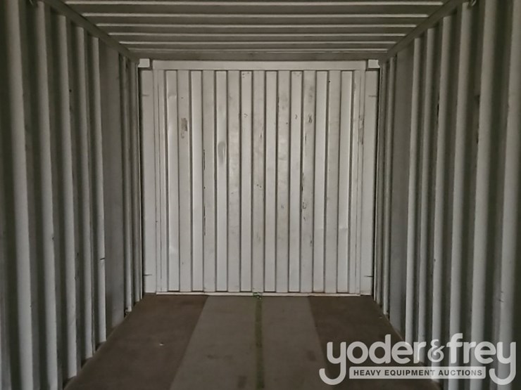 40'-container-single-walk-door,-2-side-doors-image-14