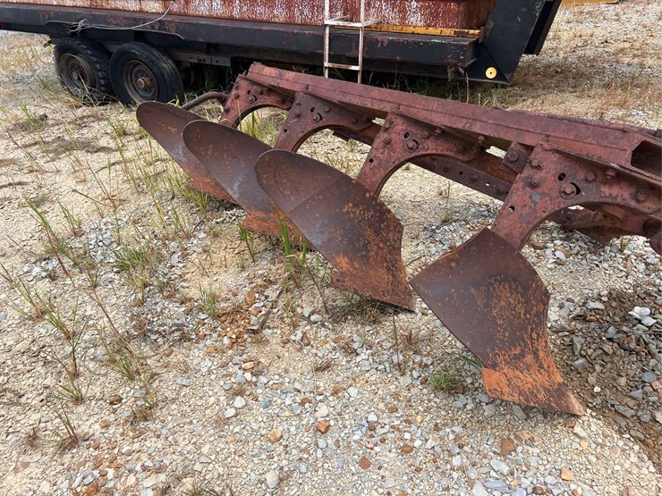 4-bottom-3pt-breaking-plow-image-4