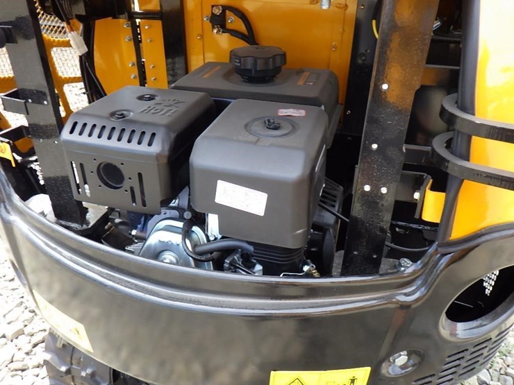 2025-miva-va15p-hydraulic-excavator-image-17