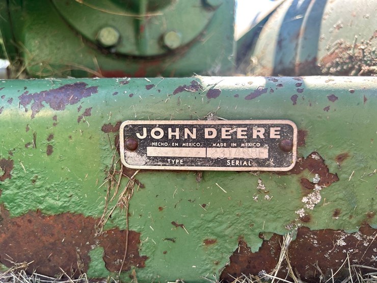 john-deere-27-image-16