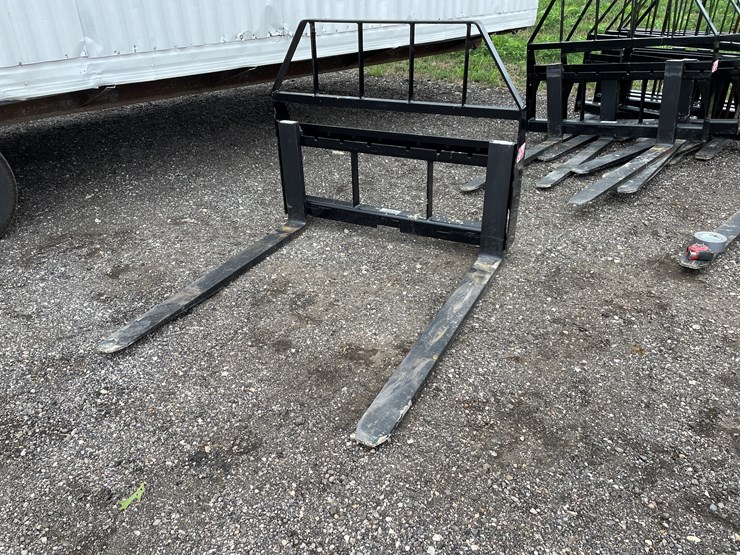 #6316-•-kivel-pallet-forks-image-1