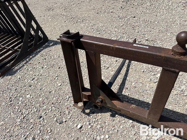 westendorf-quick-attach-bale-spear-image-15