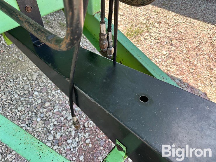 parker-grain-chariot-grain-cart-image-14