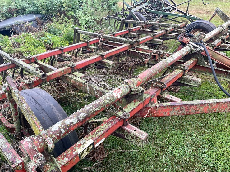 #7453-•-international-harvester-pull-behind-rake-and-cultivator-image-7