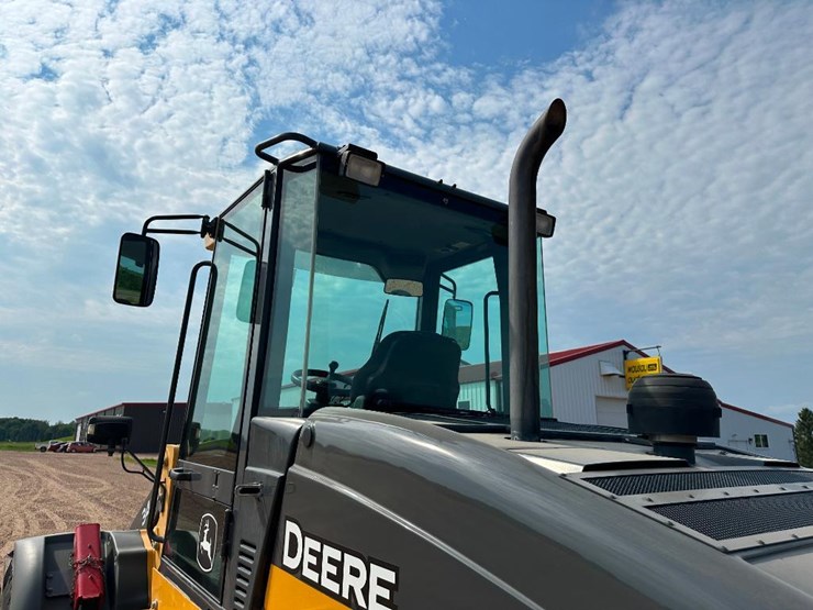 2014-deere-344k-image-18