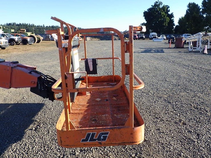 2007-jlg-800s-image-17