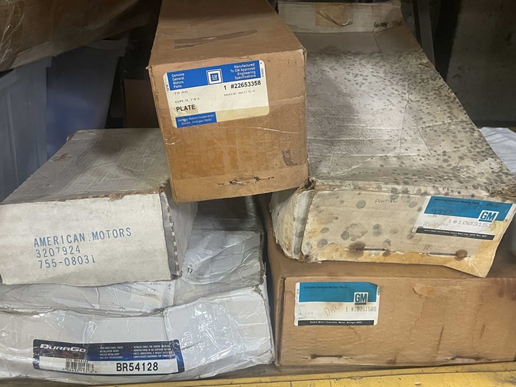 #2099-•-new-nos-and-used-dealership-car-parts-(pr8)-image-2