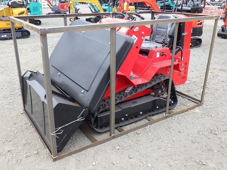 2025-agt-sda-140t-skid-steer-tracked-loader-image-1