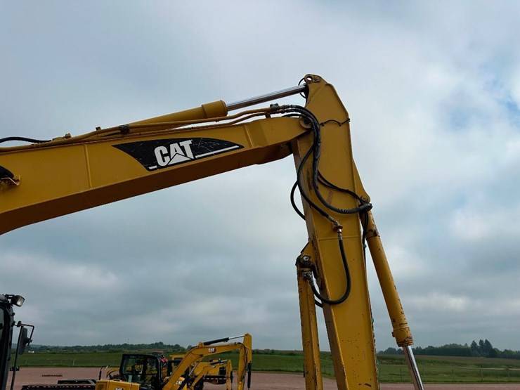 2003-caterpillar-312cl-image-29