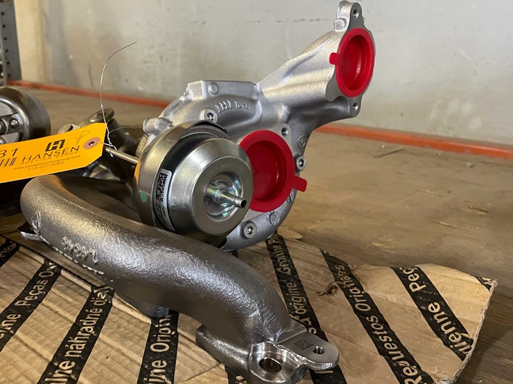 #2131-•-(2)-alfa-romeo-turbos-(pr3)-image-4