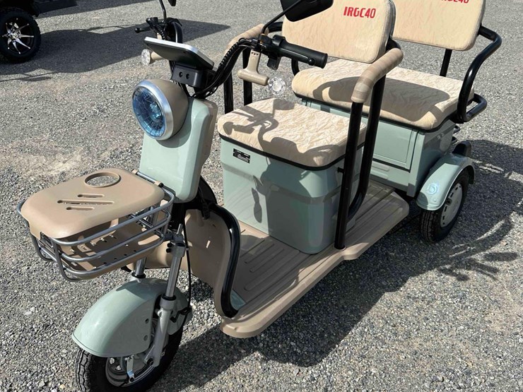 unused-irgc40-battery-powered-mini-golf-cart-image-1