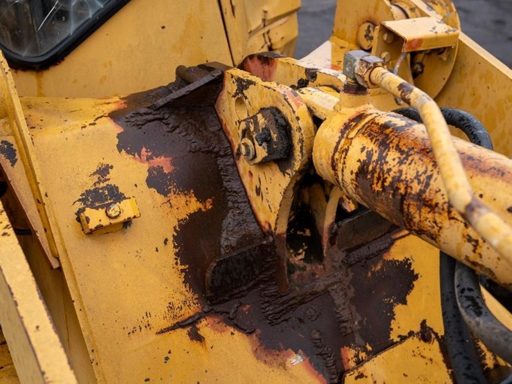 1996-deere-344g-image-27