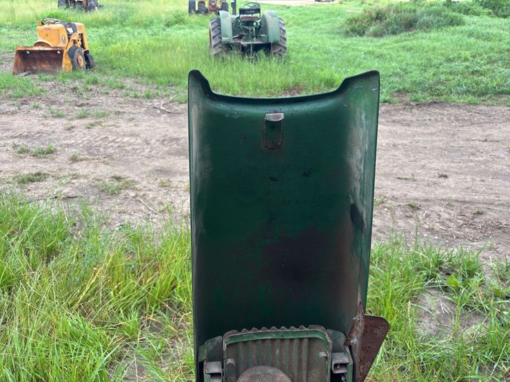 john-deere-110-image-25