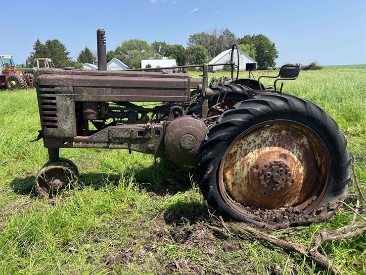 john-deere-model-a-image-2