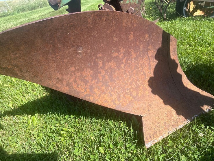 john-deere-plow-image-13