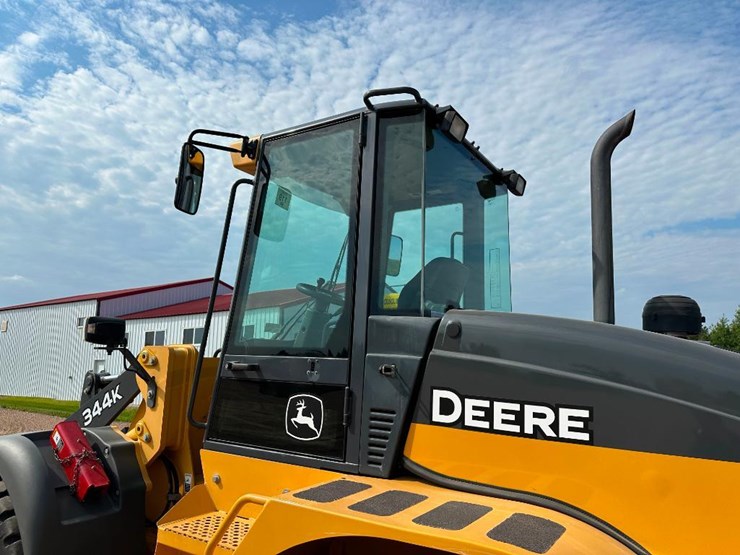 2014-deere-344k-image-17