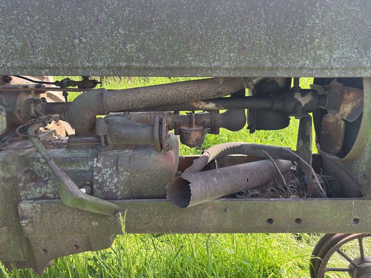 john-deere-model-b-image-18