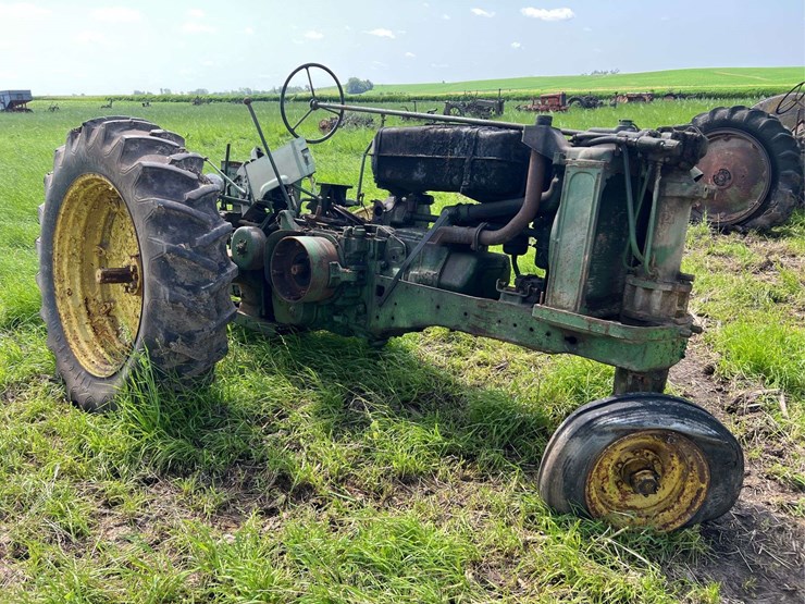 john-deere-70-image-7