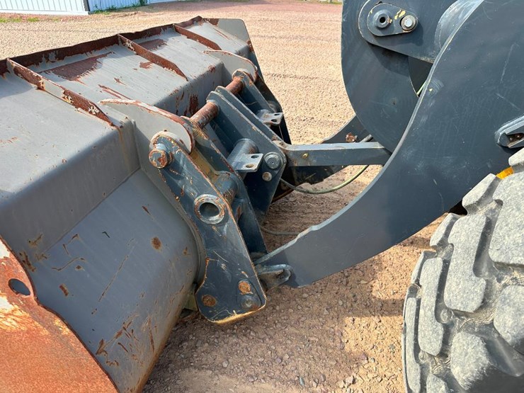 2014-deere-344k-image-28