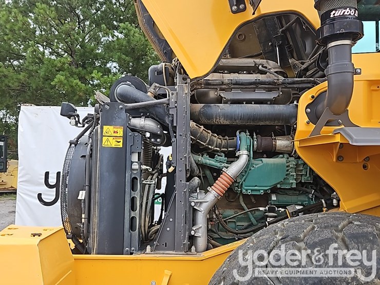 2020-volvo-l60h-image-39