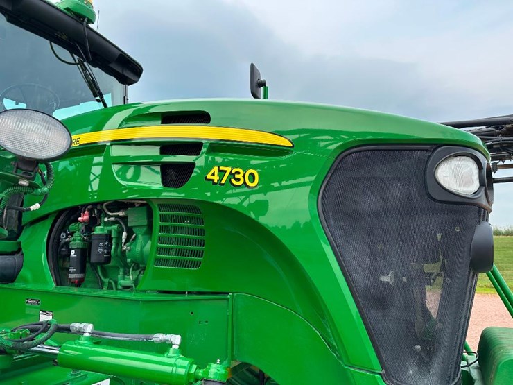 2012-john-deere-4730-image-16
