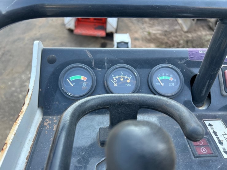 2022-bobcat-mt100-image-11