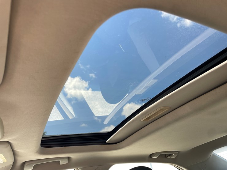 #6296-•-2010-ford-fusion-se-sedan-(has-wi-title)-image-29