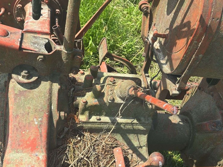 farmall-f30-image-33