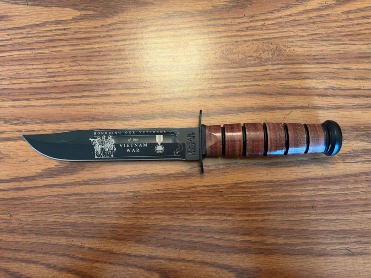 ka-bar-vietnam-knife-image-4