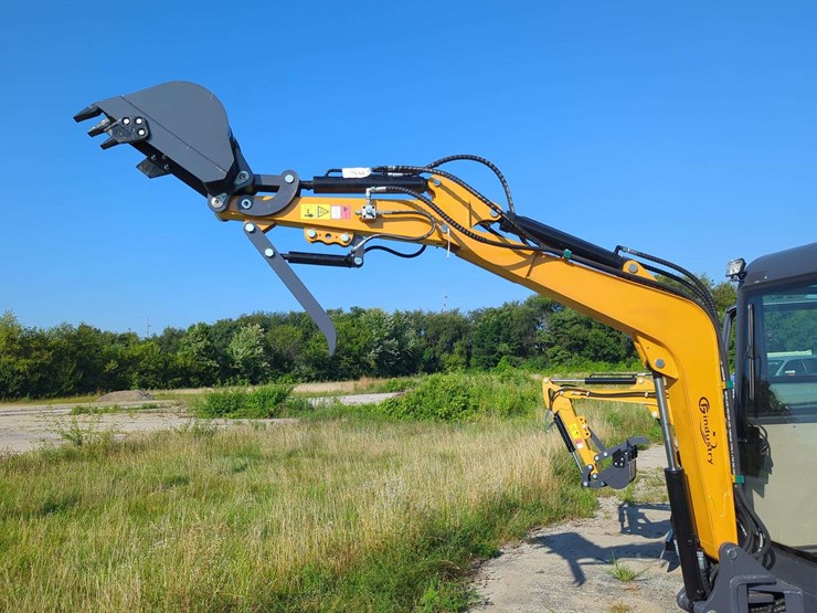 28-hp---cfg-industrial-mini-excavator-enclosed-cab---my50r---(2025)-image-2