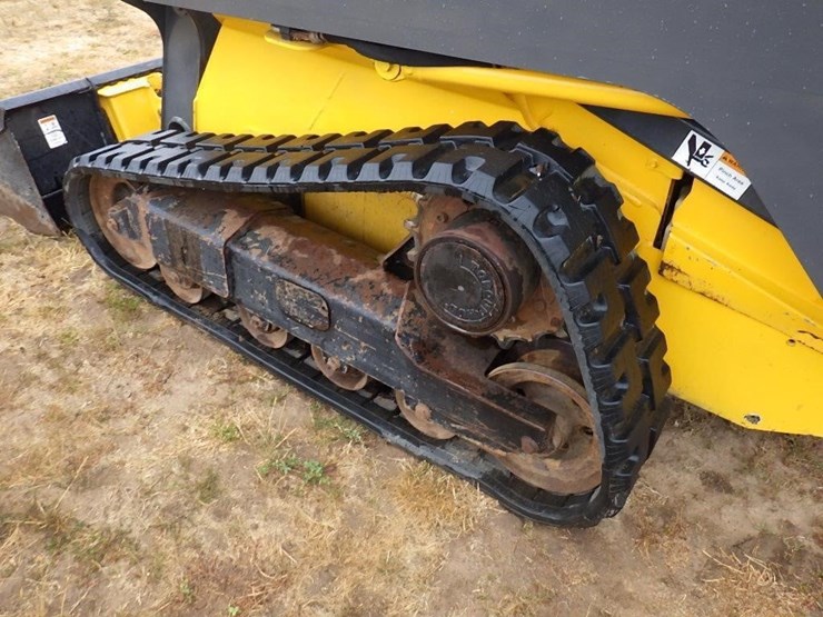 john-deere-319dt-skid-steer-tracked-loader-image-29
