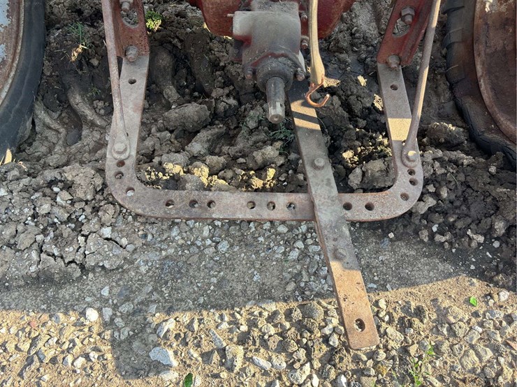 farmall-h-image-37