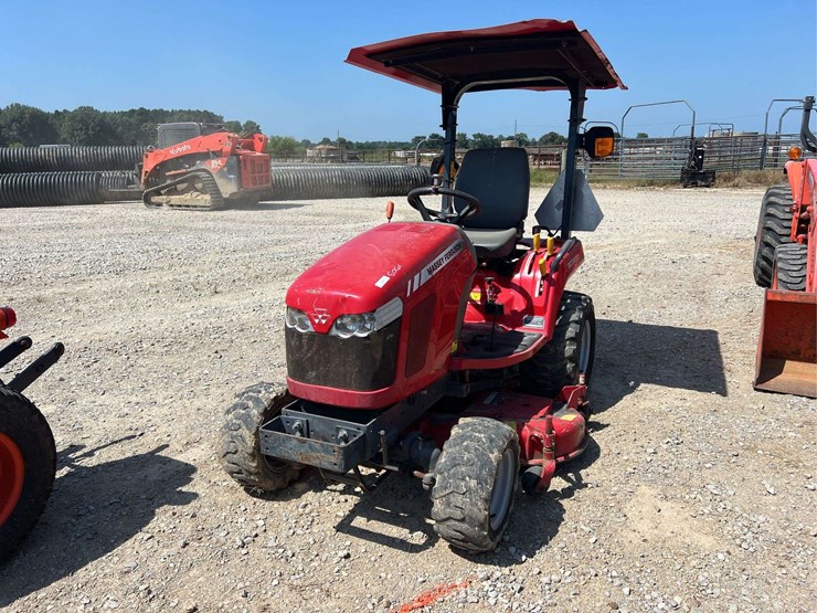 massey-ferguson-gc2400-image-1