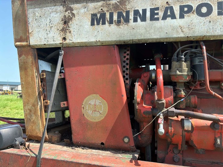 minneapolis-moline-a4t1600-image-34