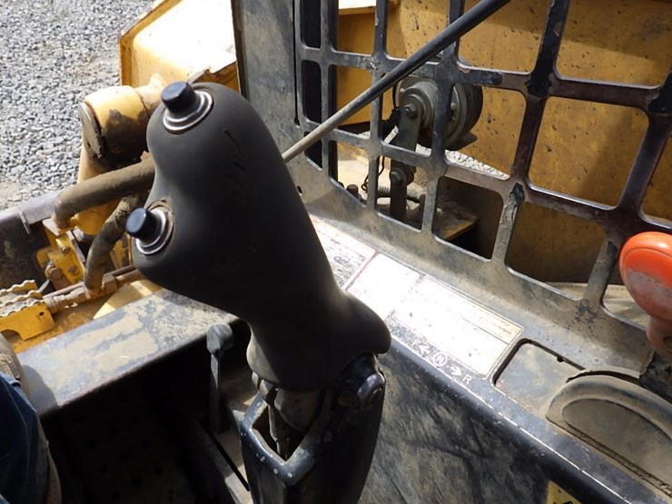 john-deere-skid-steer-loader-image-20