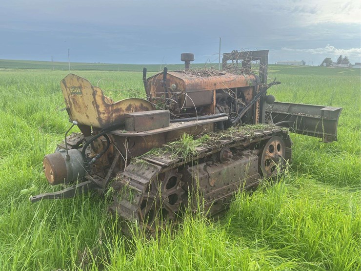 oliver-cleatrac-adh-crawler-image-5