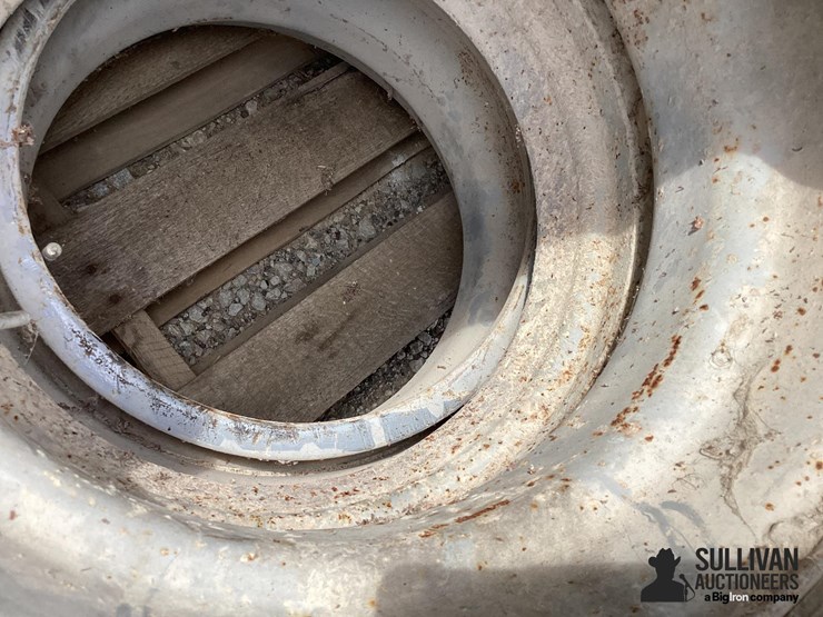 11r17.5-tires-&-rims-image-16