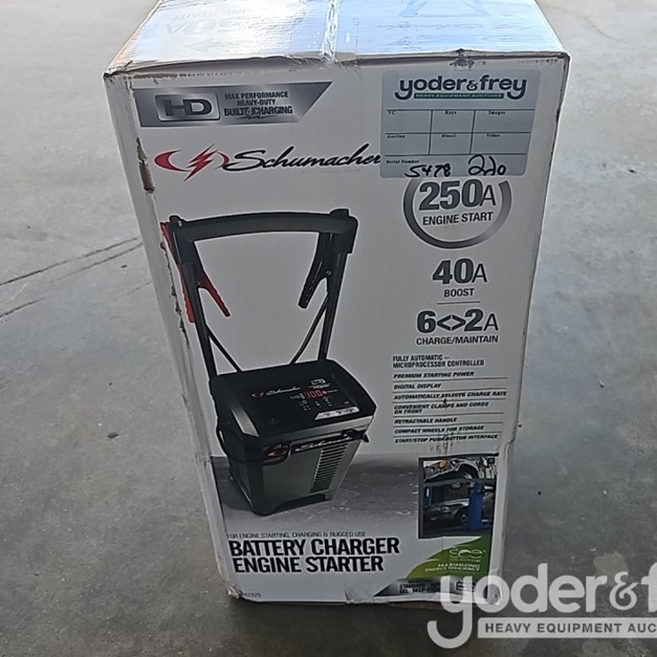 Unused 250 Amp, 6/12 Volt Professional Roll Around Schumacher Wheel Charger