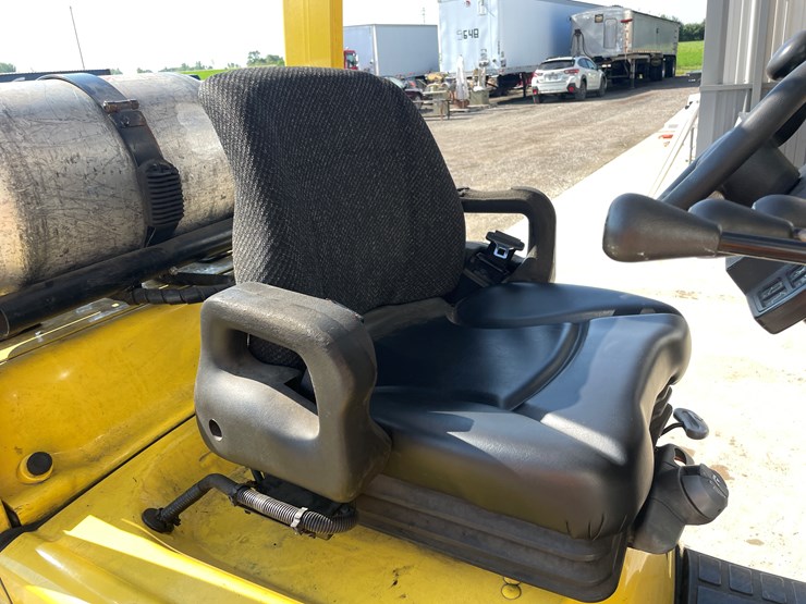 #6277-•-2011-hyster-40-lp-forklift-image-21