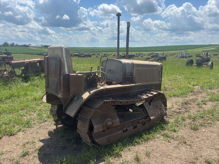 caterpillar-twenty-crawler-image-5