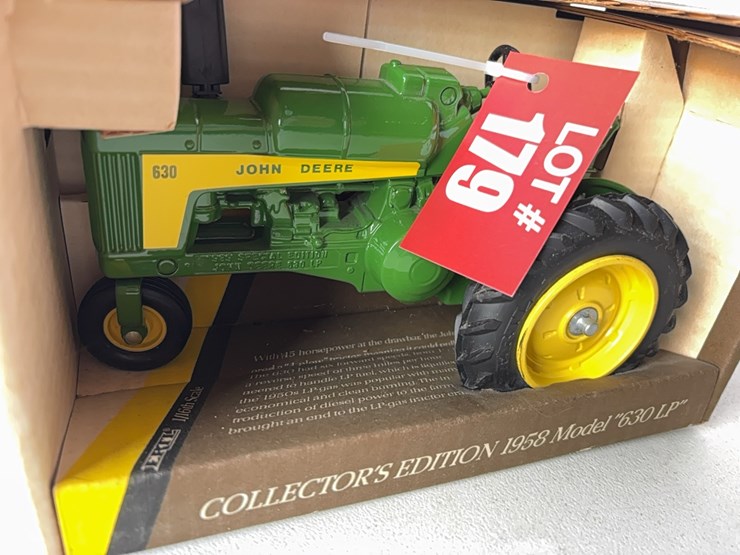 john-deere-collectors-edition-1958-model-“630-lp”-tractor-image-3