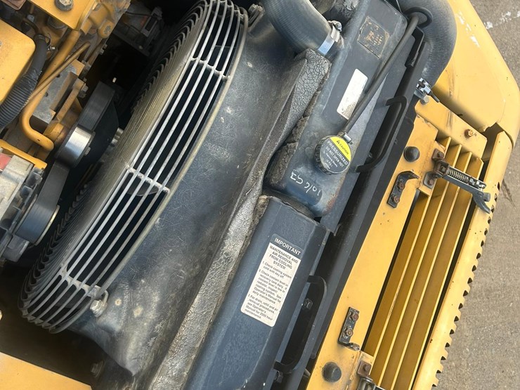 2003-deere-200c-lc-image-46