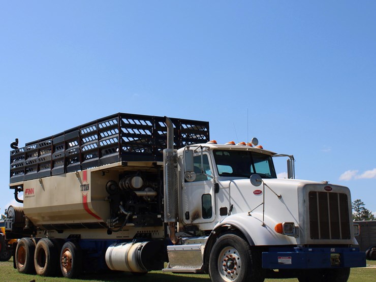 2011-peterbilt-367-image-5