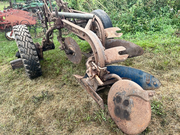 #7460-•-unknown-brand-2-bottom-plow-image-8