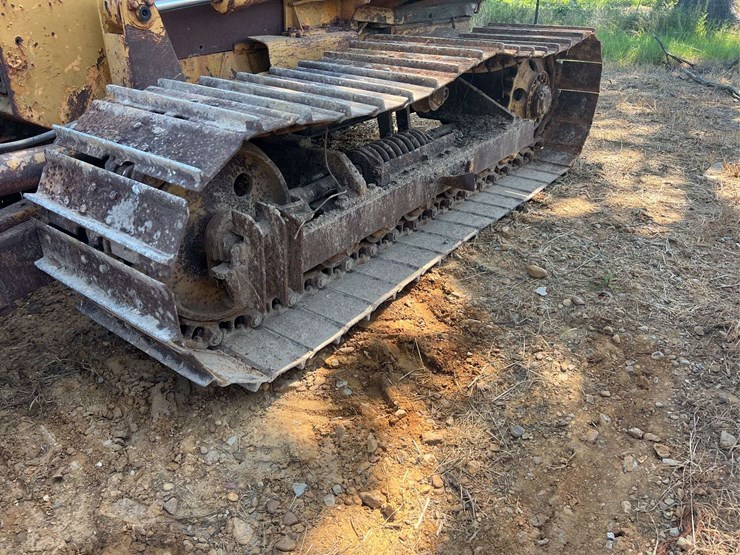 komatsu-d31p-17-image-10