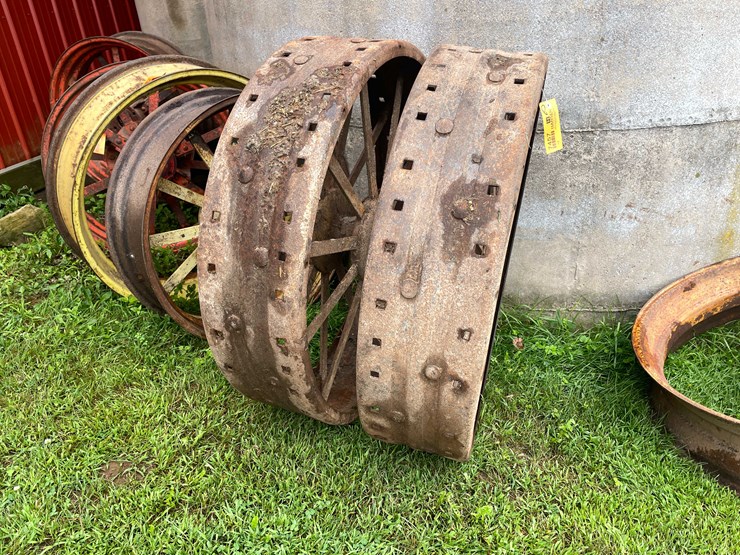 #7457-•-pair-of-tractor-tire-rims-image-2