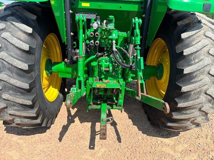 2007-john-deere-6215-image-24